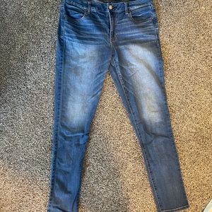 *Everything must go-My Byeee sale!* AE Jeggings